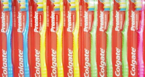 Colgate cepillo